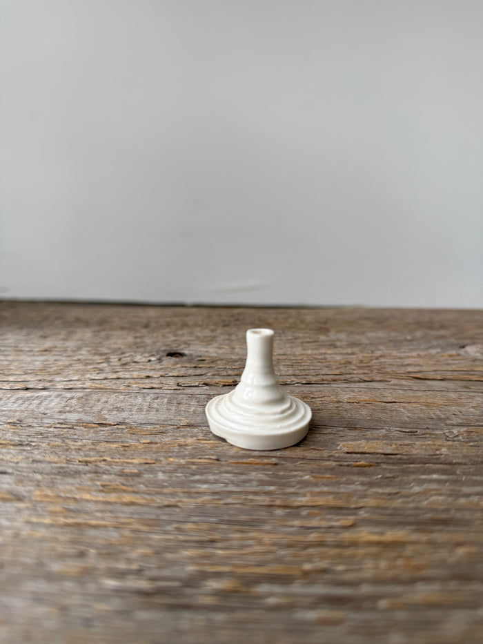 Nina Spring small vessel | White #19