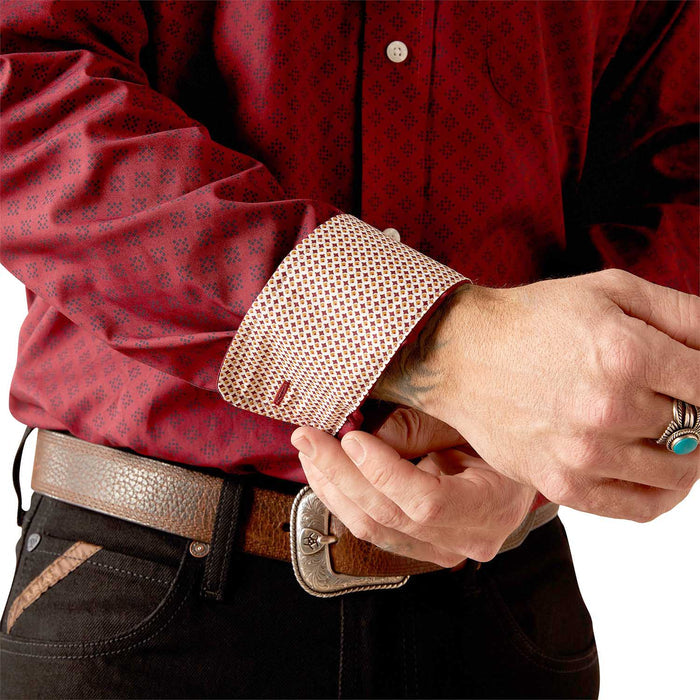 Ariat Men's Wrinkle Free Issac Longsleeve Shirt - AI57W - Dark Red - Small - 4