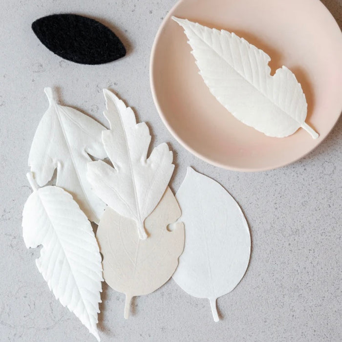 HA KO Paper Leaf Incense - Set of 6 w/ Dish