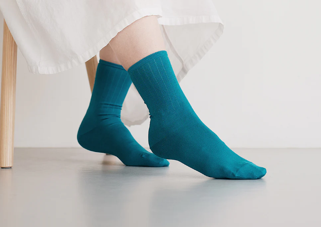 Hakne Silk Cotton Socks | Malachite (2026 Seasonal Color)