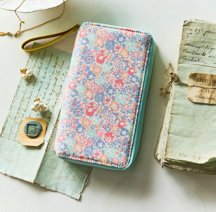 HOBONICHI  | Weeks Cover | Liberty Fabrics: Michelle