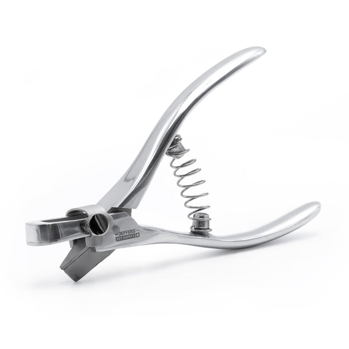 Jeffers Ear Notching Tool for Livestock - C6E3 - Medium 'V' (½" at base) - Adjustable - 7