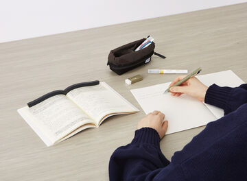 Kokuyo Book Paperweight | Iron White