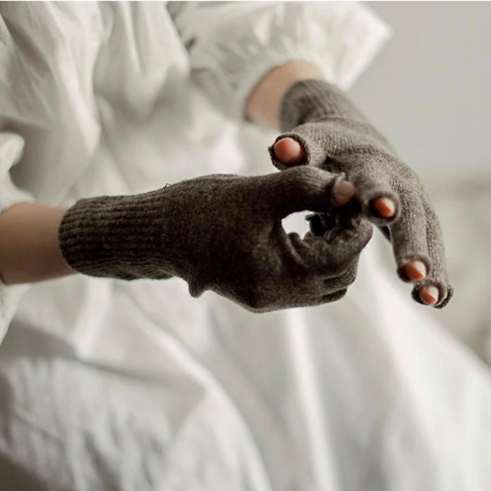 Memeri Merino Wool Fingerless Gloves | Charcoal