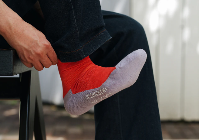 Nishiguchi Kutsushita Cotton Cashmere Walking Socks | Colorful Flags (2026 Limited Color)