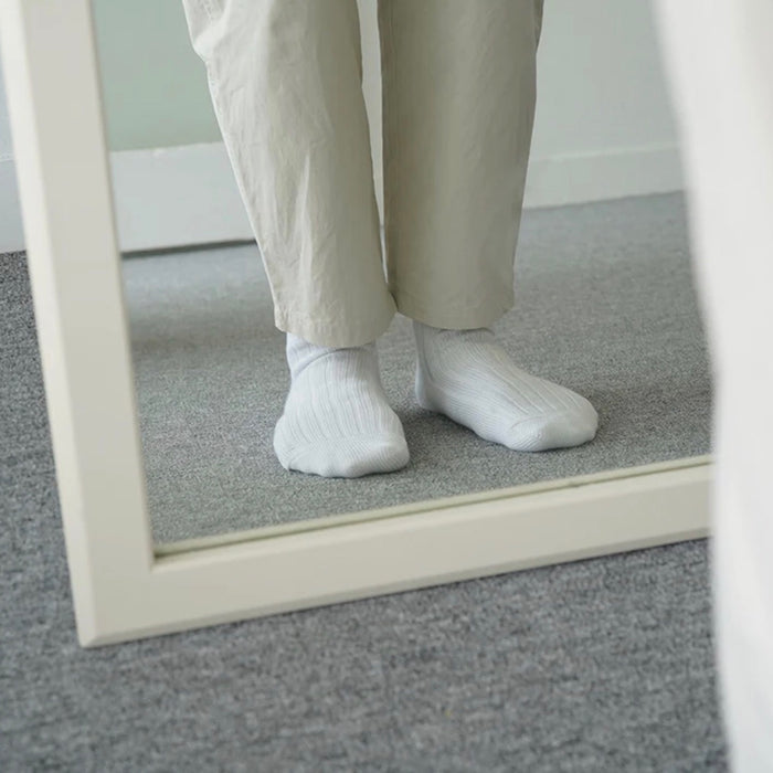Nishiguchi Kutsushita Egyptian Cotton Ribbed Socks | Off White
