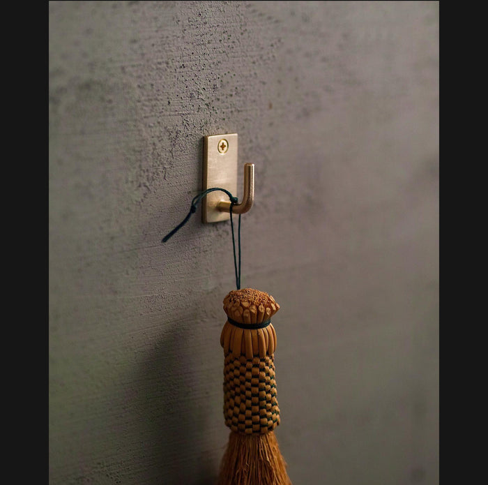One Hook | Brass